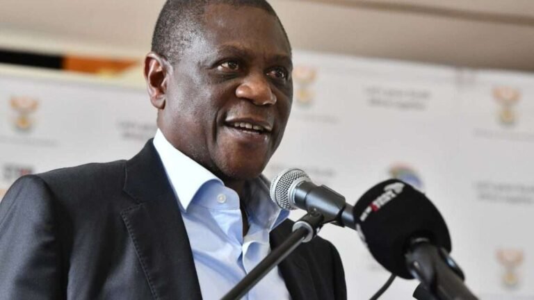 Paul Mashatile Biography: Picture, Net Worth, Wife, Child, News, Age, Wikipedia Paul Mashatile Biography: Picture, Net Worth, Wife, Child, News, Age, Wikipedia