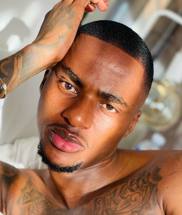 Video of Thembinkosi Lorch Dancing with Two Ladies Sparks Mixed Reactions Video of Thembinkosi Lorch Dancing with Two Ladies Sparks Mixed Reactions